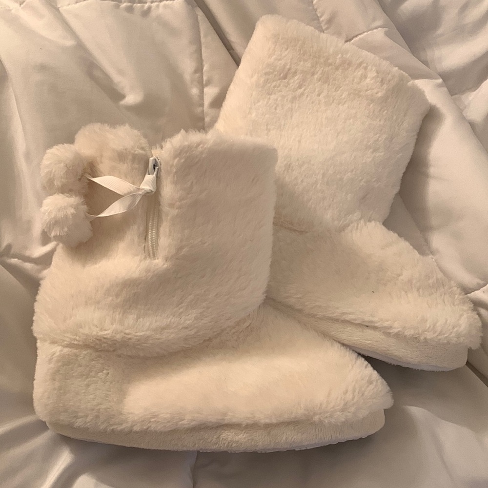 Brand New White Fluffy Shoes